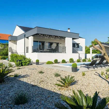 Barbara-holiday With Sea View Villa Zadar