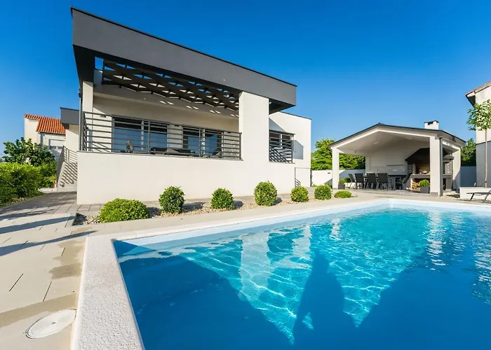 Barbara-holiday With Sea View Villa *