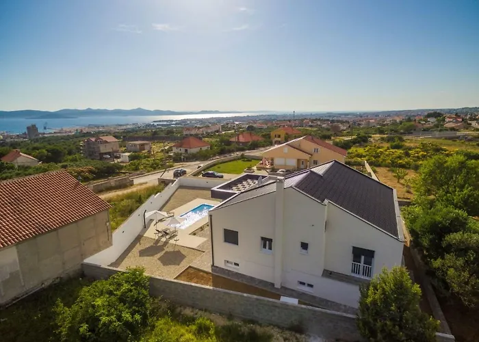 Villa Barbara-holiday With Sea View *