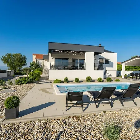 Barbara-holiday With Sea View Vila