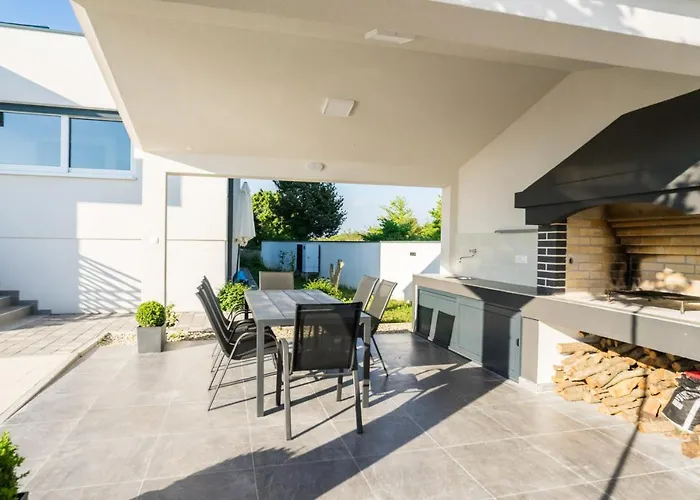 Barbara-holiday With Sea View Vila *